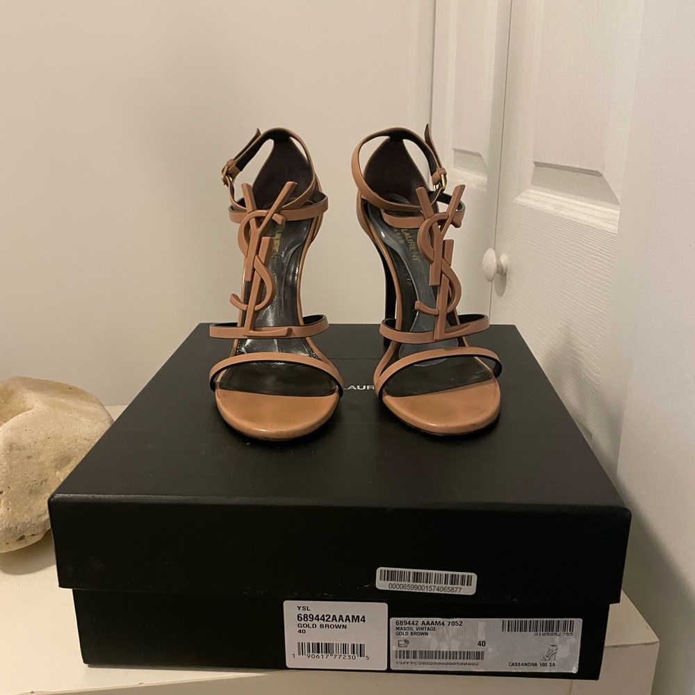 Yves Saint Laurent - Cassandra 100 SA size 40
